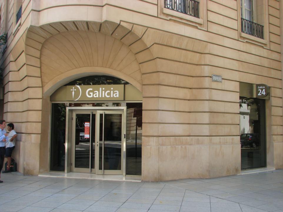 [foto: Banco Galicia sucursal Parera y Quintana: Banco Galicia Parera y Quintana]