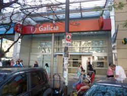 Banco Galicia sucursal Ramos Mejía Centro